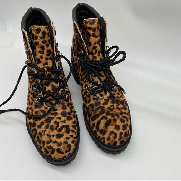 Timberland Women's London Square animal print Lace-Up Winter Boots size 6.5 New - Picture 2 of 8